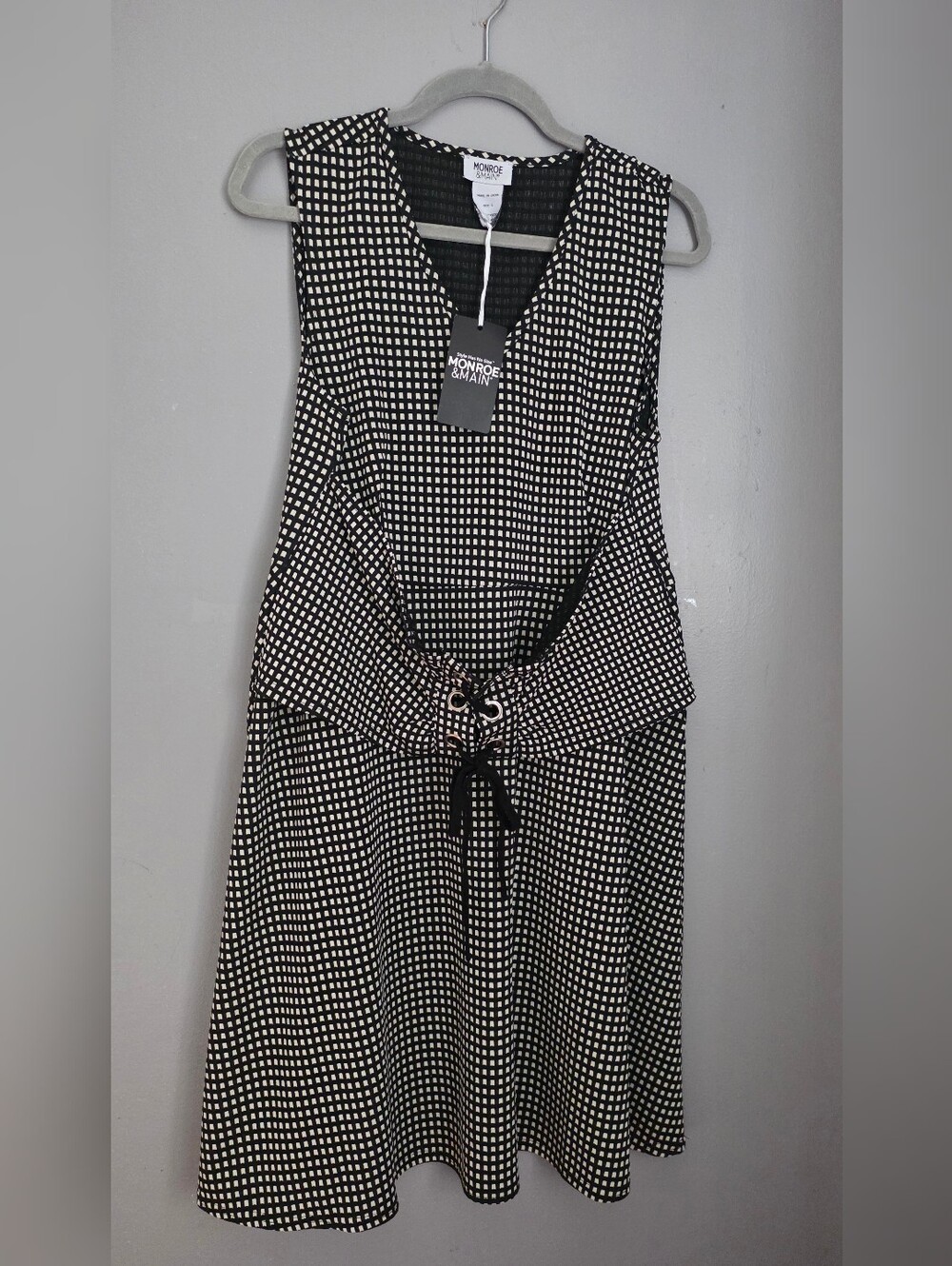 🖤 NWT Monroe & Main Lace-Up Corset Grid Dress 🖤